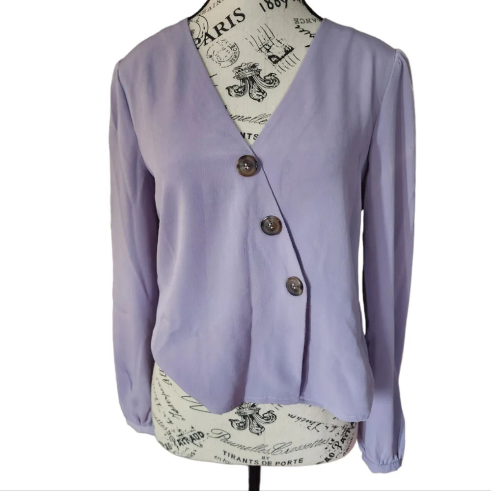 Elodie Light Purple Blouse Size X-Small - Picture 1 of 3